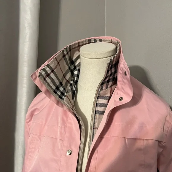 Burberry Pink Trench Coat with Check Lining - Picture 7 of 8